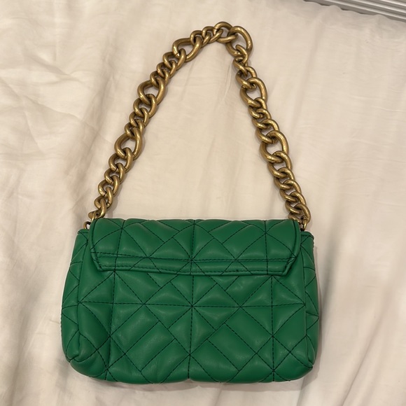 Zara Bags Zara Quilted Green Chain Shoulder Bag Poshmark